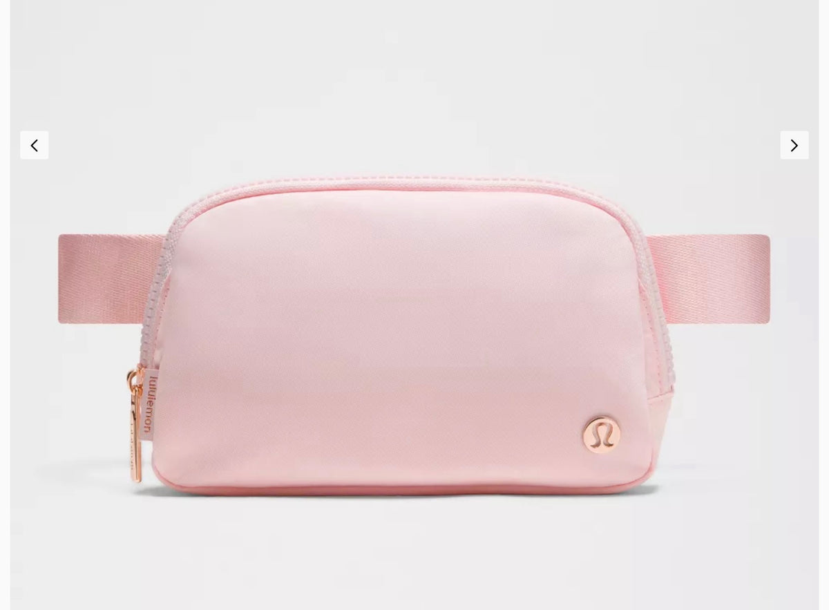 Lululemon 1 L Belt Bag – Pink